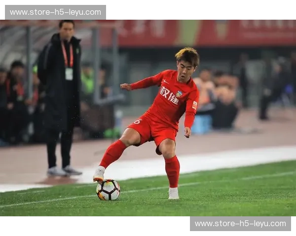 权健vs亚泰：当金元风暴遇见北境坚冰，这场绿茵“屠龙记”谁是真英雄？